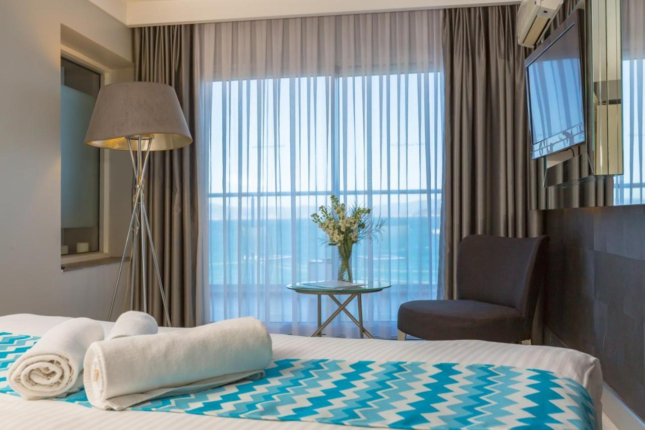 קוסדסי Efe Hotel מראה חיצוני תמונה