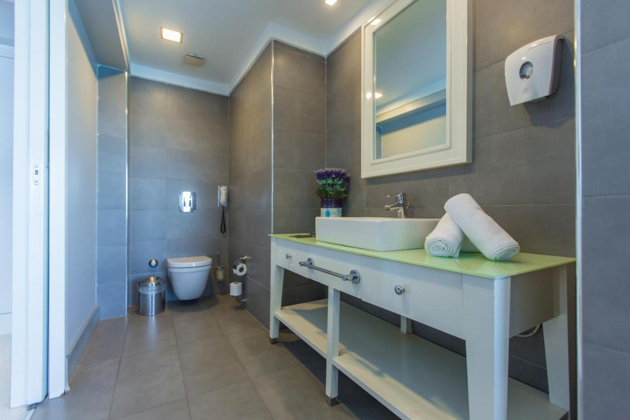 קוסדסי Efe Hotel מראה חיצוני תמונה