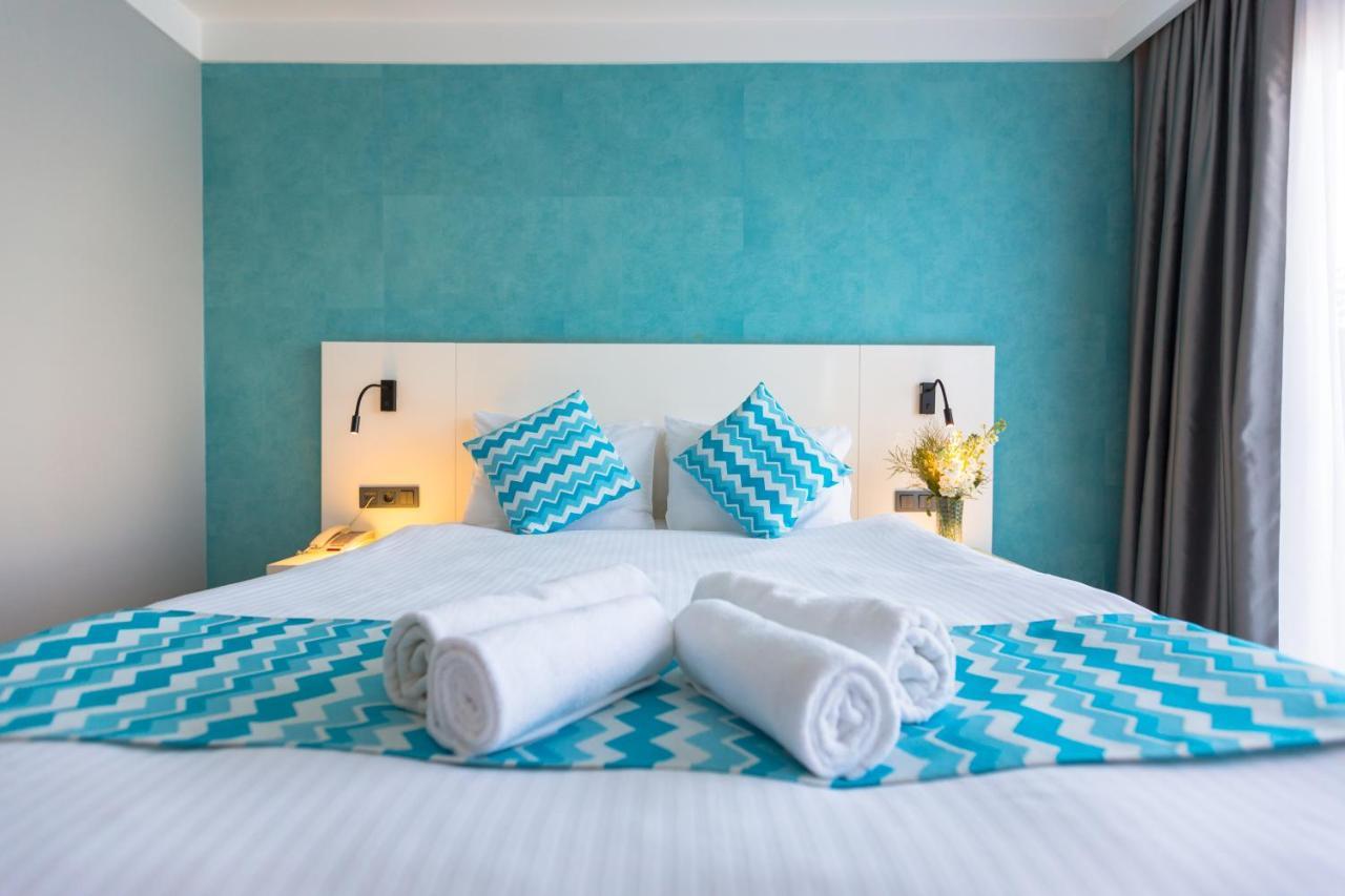 קוסדסי Efe Hotel מראה חיצוני תמונה