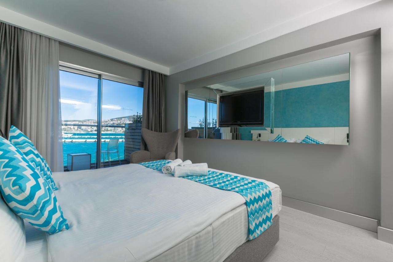 קוסדסי Efe Hotel מראה חיצוני תמונה