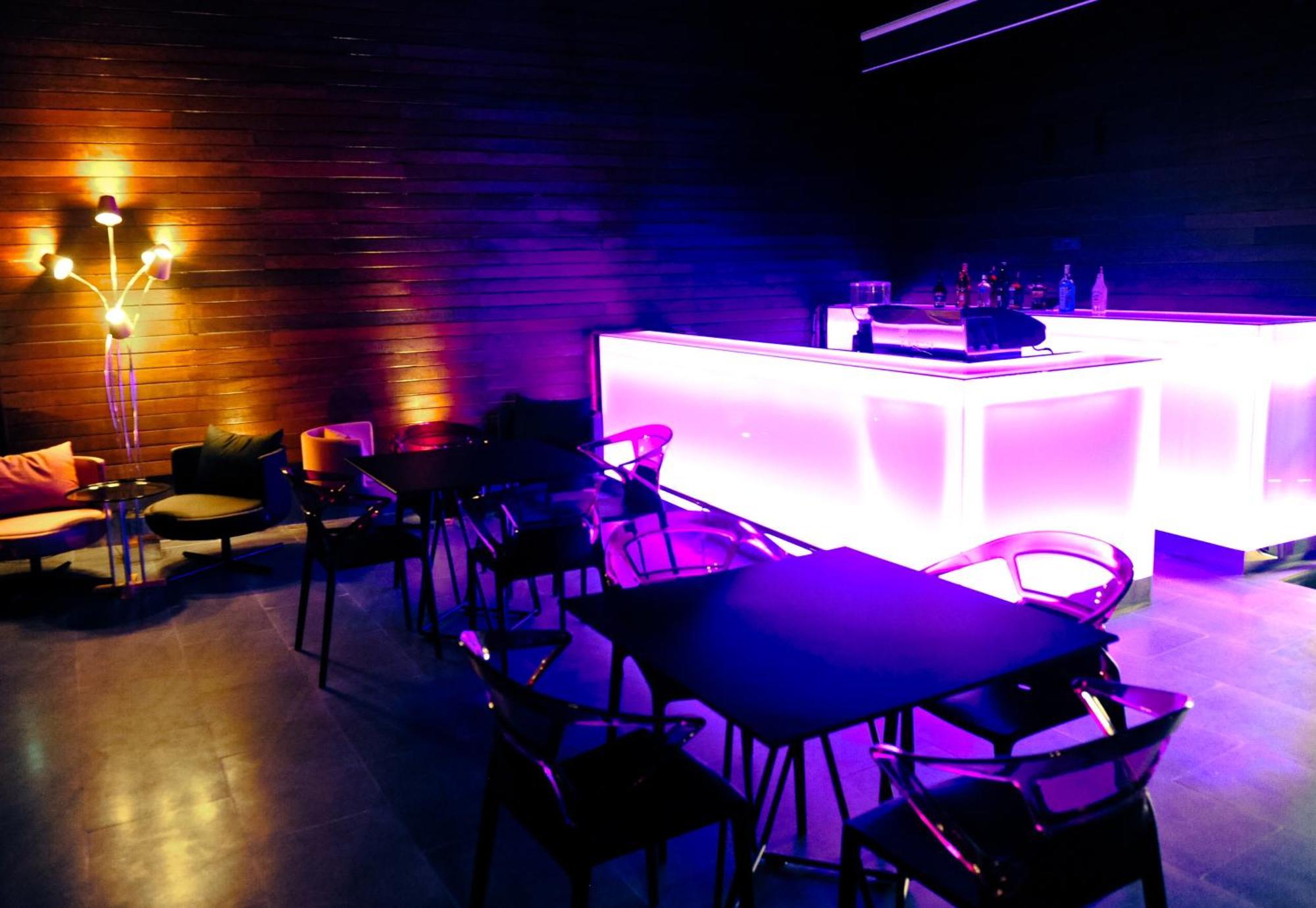 קוסדסי Efe Hotel מראה חיצוני תמונה