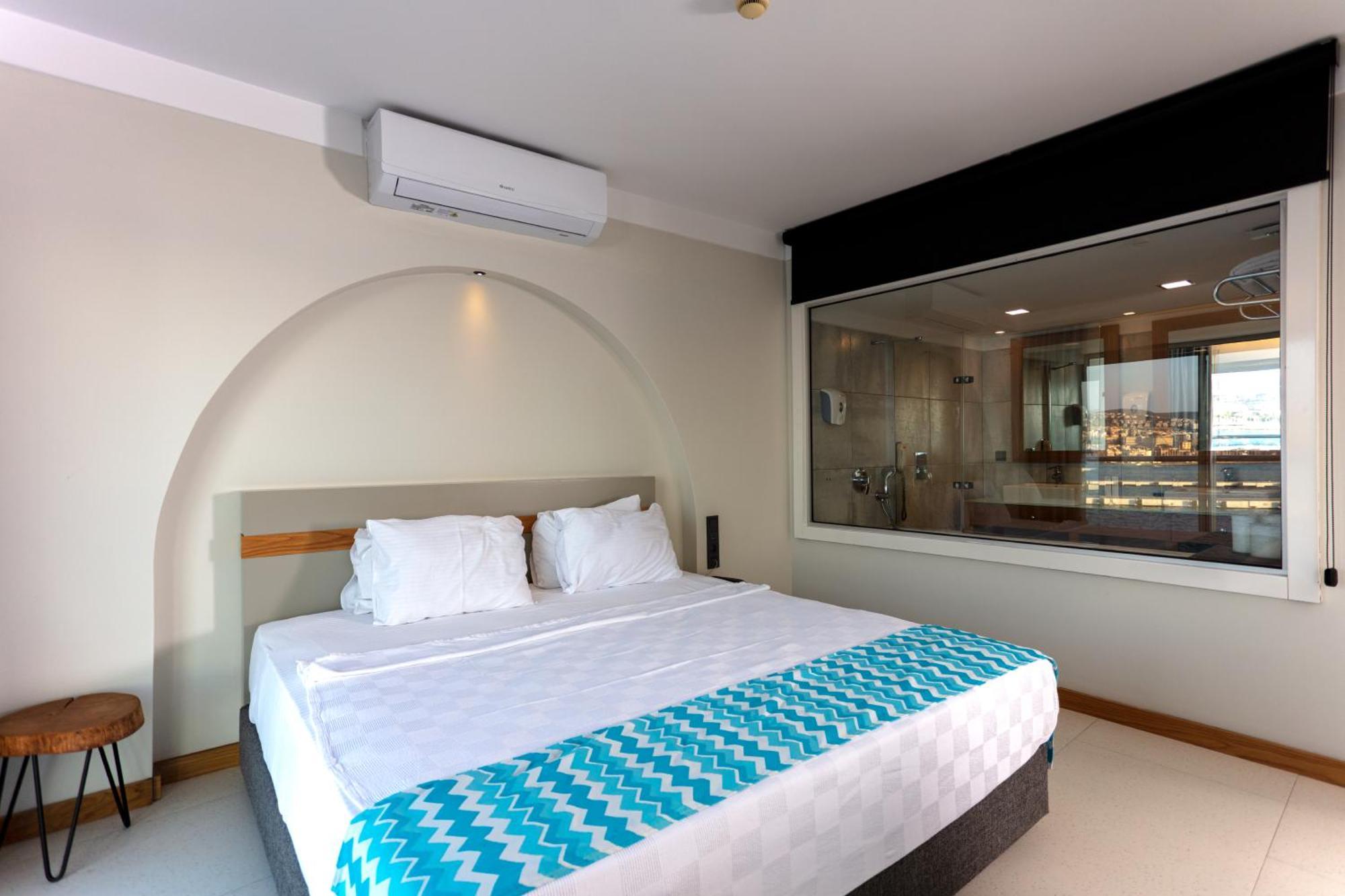 קוסדסי Efe Hotel מראה חיצוני תמונה
