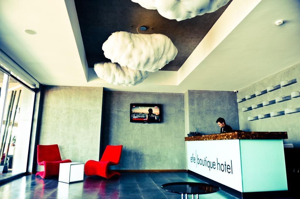 קוסדסי Efe Hotel מראה חיצוני תמונה