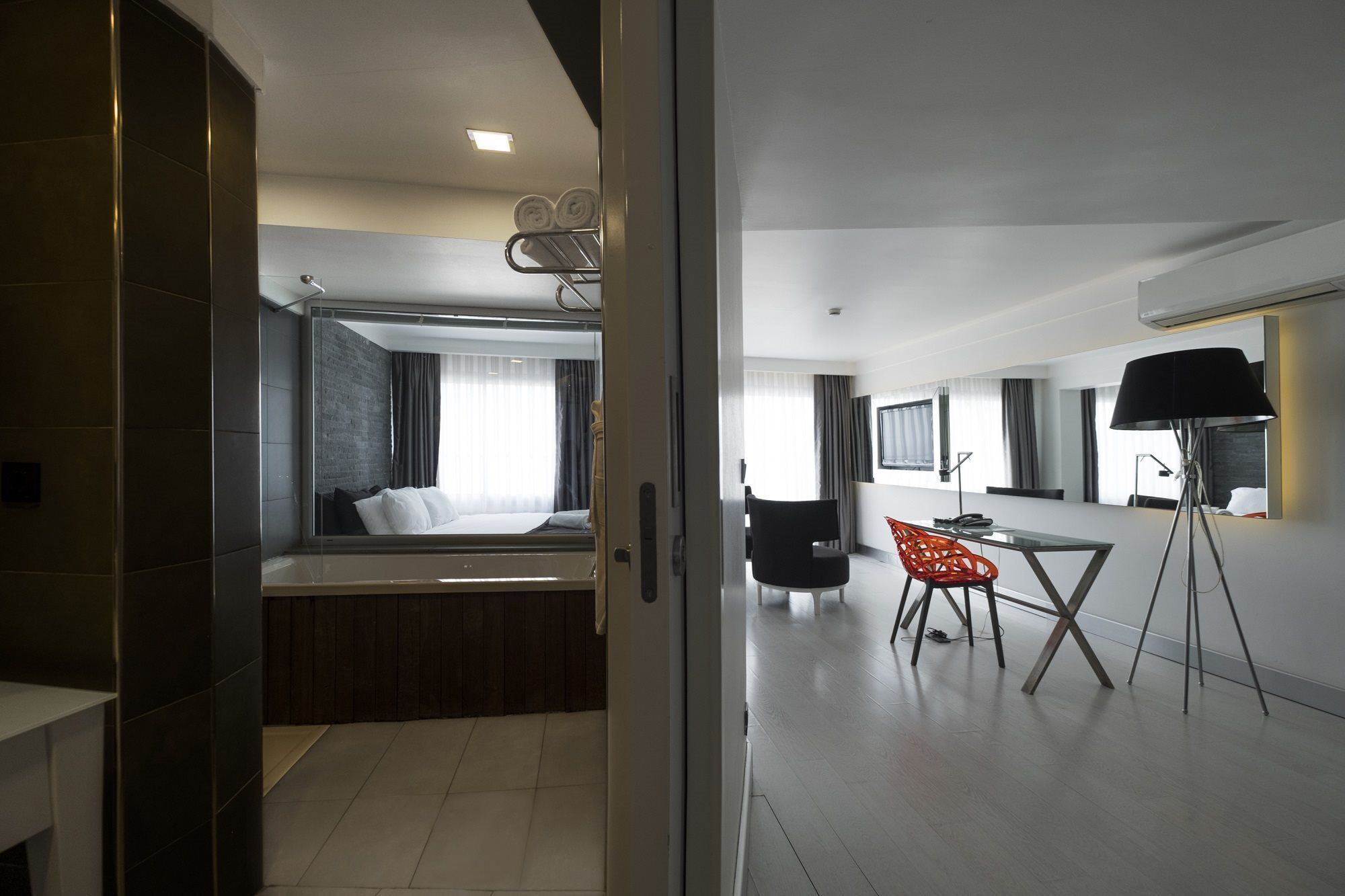 קוסדסי Efe Hotel מראה חיצוני תמונה